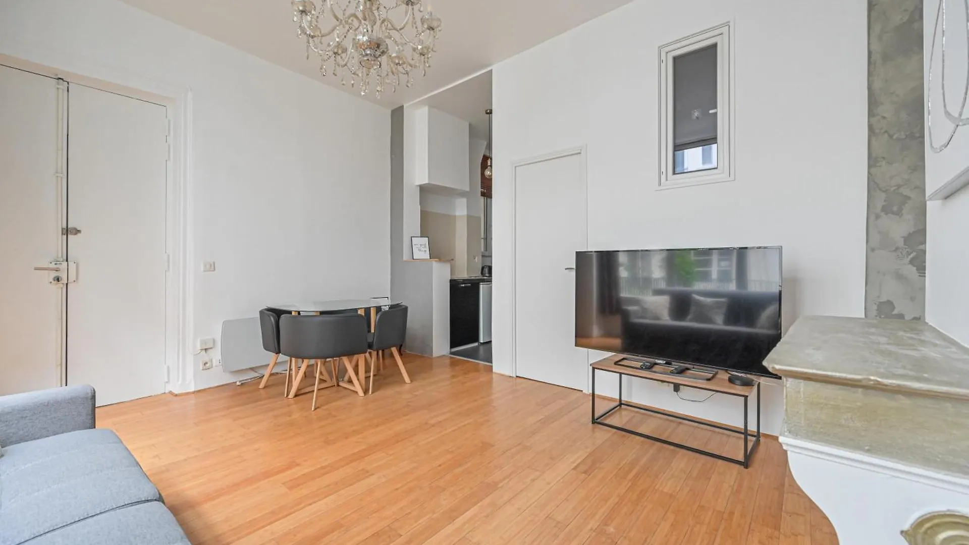 Cosy Apartement For 4 Pax Parijs Appartement